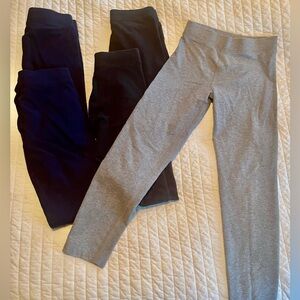 Primary Cozy Legging Bundle of 5, size 8.